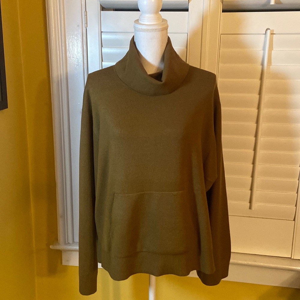 Banana Republic Oversized Tan Cowl Neck Sweater NWT - Large